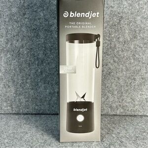 BlendJet Rechargeable Black Portable 20oz Blender Smoothies Shakes Sauces Travel